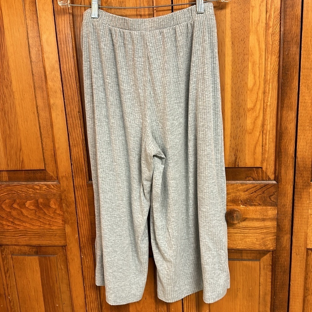 Betsey Johnson Performance Wide Leg Cropped Pant w Side Panels Tie Grey Med - Picture 3 of 9
